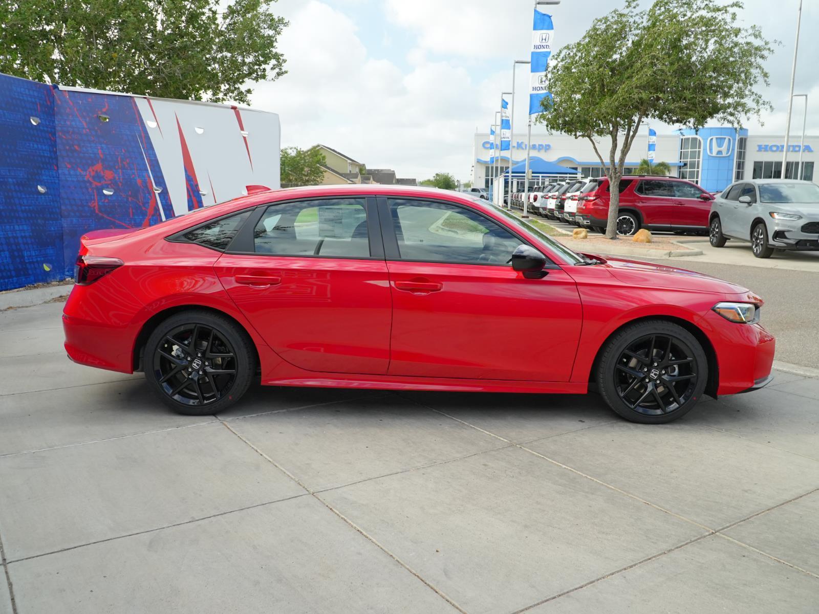 View vehicle photo 4