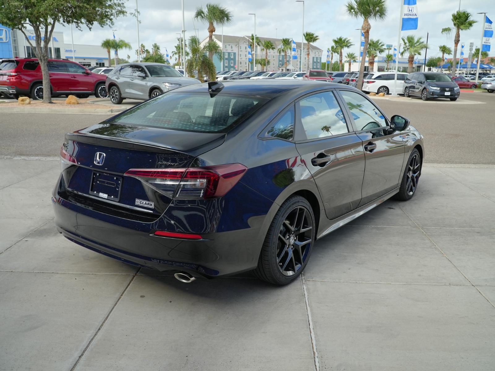 View vehicle photo 5