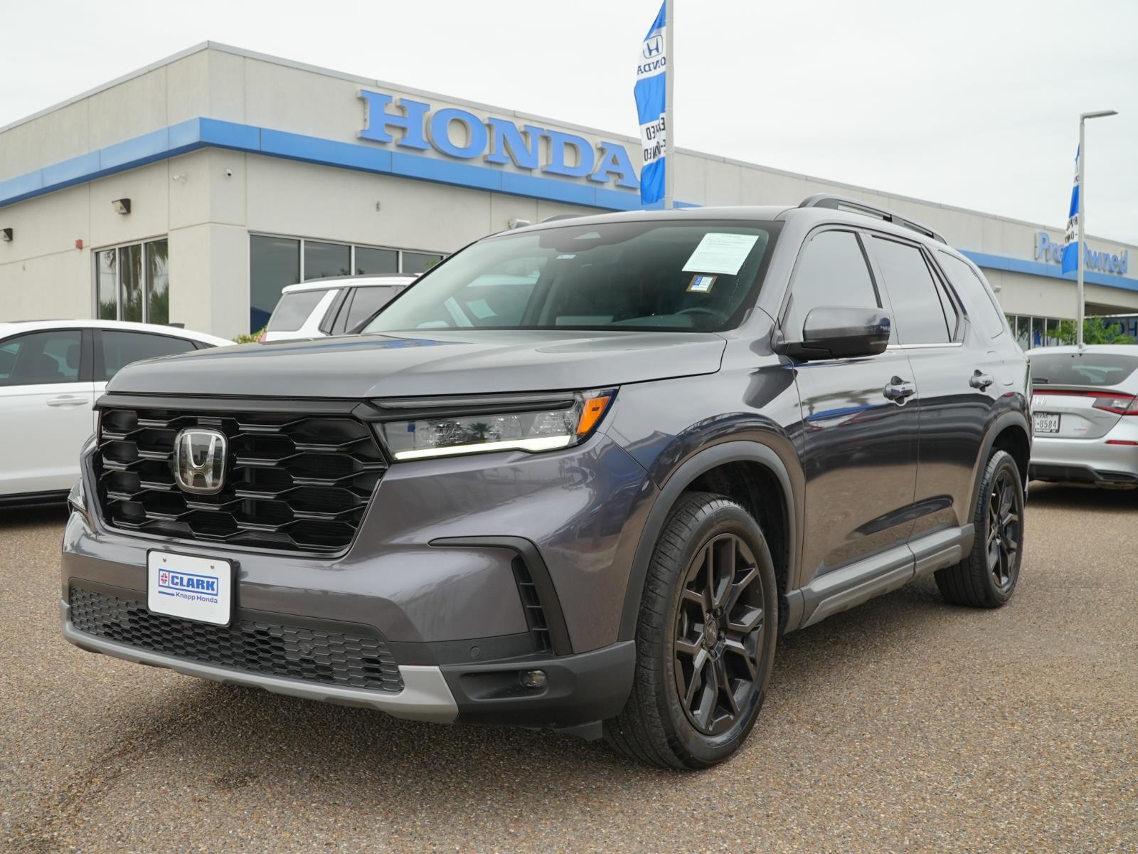 Gray (Modern Steel Metallic) 2025 Honda Pilot Touring FWD SUV / Crossover Front-Wheel Drive Automatic