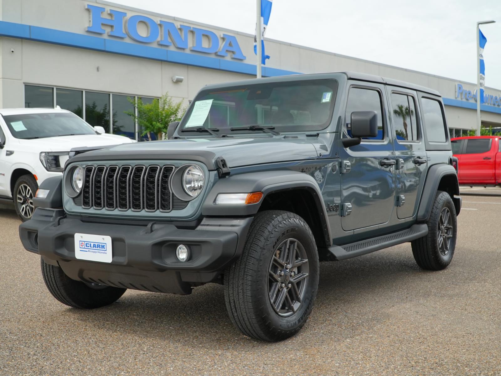 Anvil Clearcoat 2025 Jeep Wrangler Sport S 4-Door 4WD SUV / Crossover Four-Wheel Drive 8-Speed Automatic
