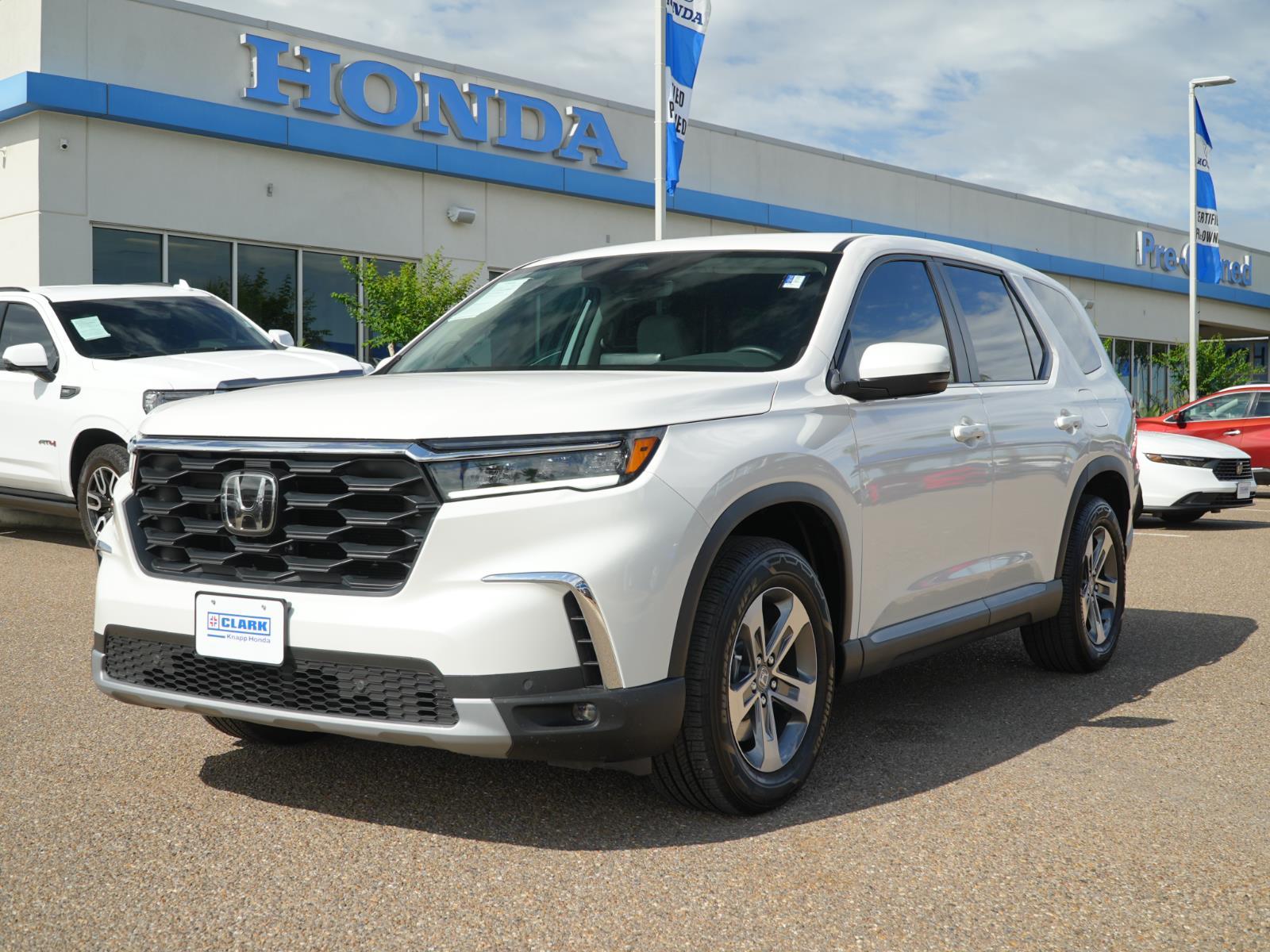 Platinum White Pearl 2025 Honda Pilot EX-L FWD SUV / Crossover Front-Wheel Drive Automatic