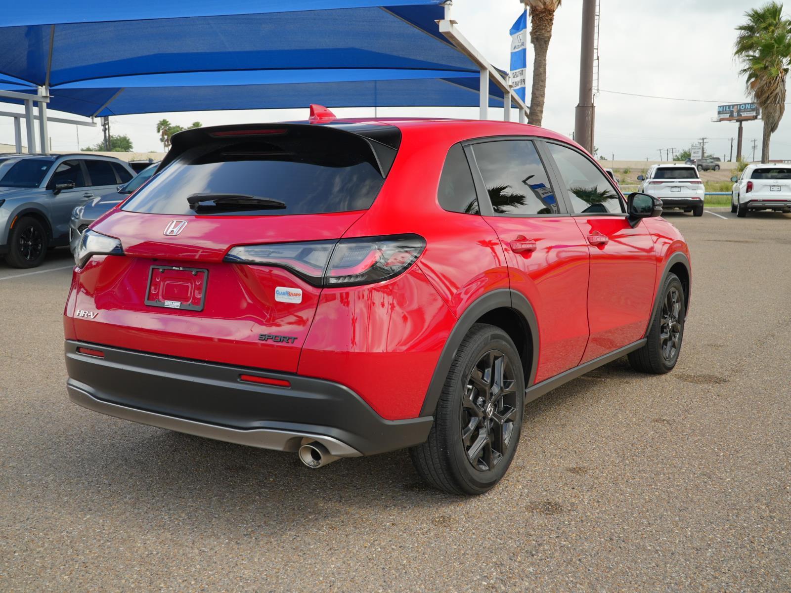 View vehicle photo 5