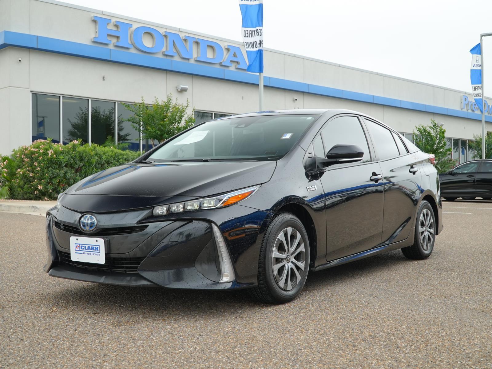 Midnight Black Metallic 2022 Toyota Prius Prime XLE FWD Hatchback Front-Wheel Drive Continuously Variable Transmission