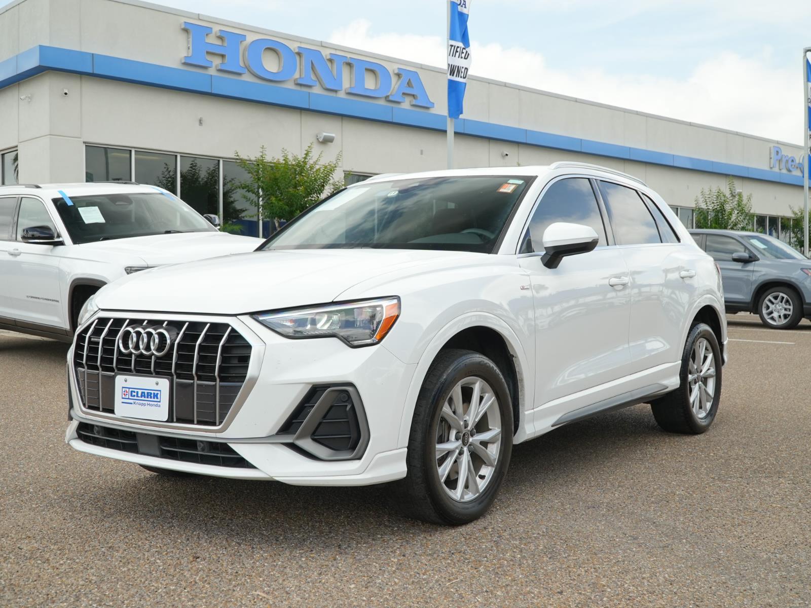 Ibis White 2022 Audi Q3 quattro Premium S Line 45 TFSI SUV / Crossover All-Wheel Drive Automatic