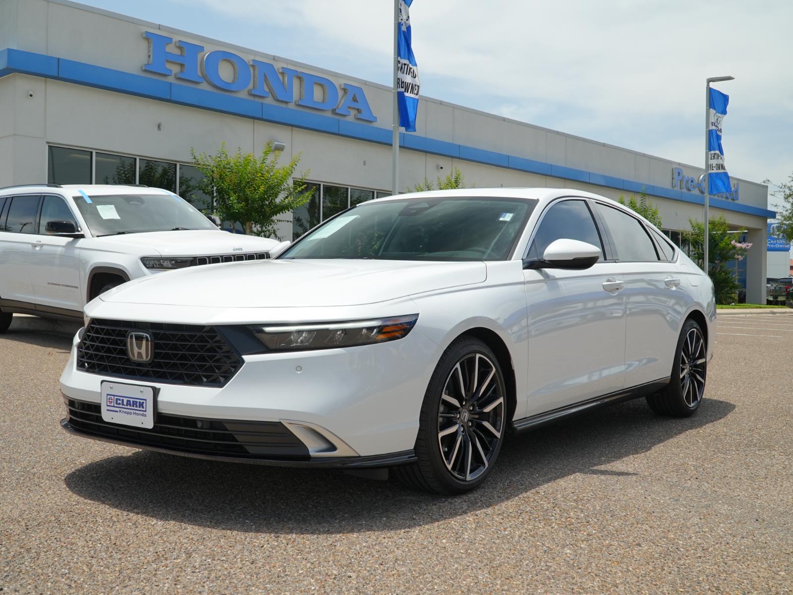 Platinum White Pearl 2025 Honda Accord Hybrid Touring FWD Sedan Front-Wheel Drive Continuously Variable Transmission