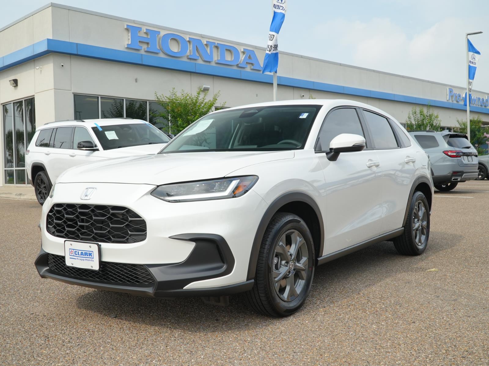 Platinum White Pearl 2026 Honda HR-V LX FWD SUV / Crossover Front-Wheel Drive Continuously Variable Transmission