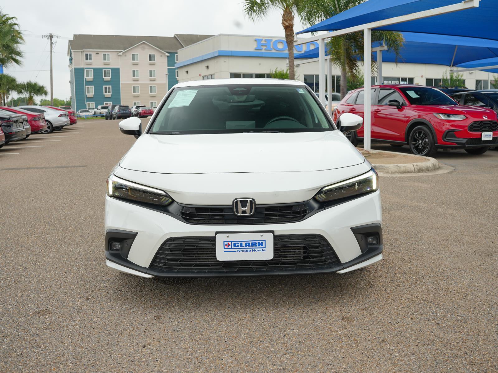 View vehicle photo 2