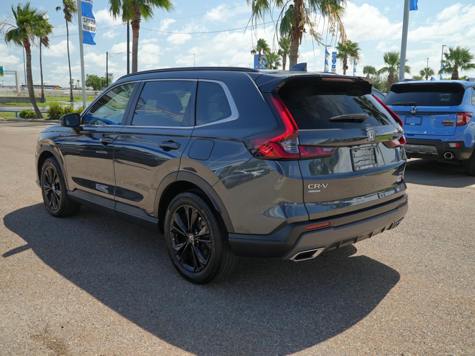 View vehicle photo 7