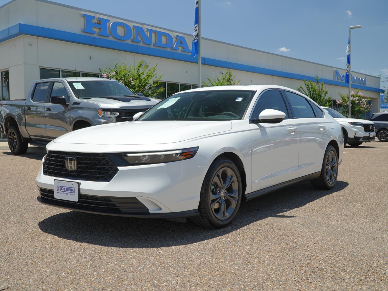 Platinum White Pearl 2024 Honda Accord EX FWD Sedan Front-Wheel Drive Continuously Variable Transmission