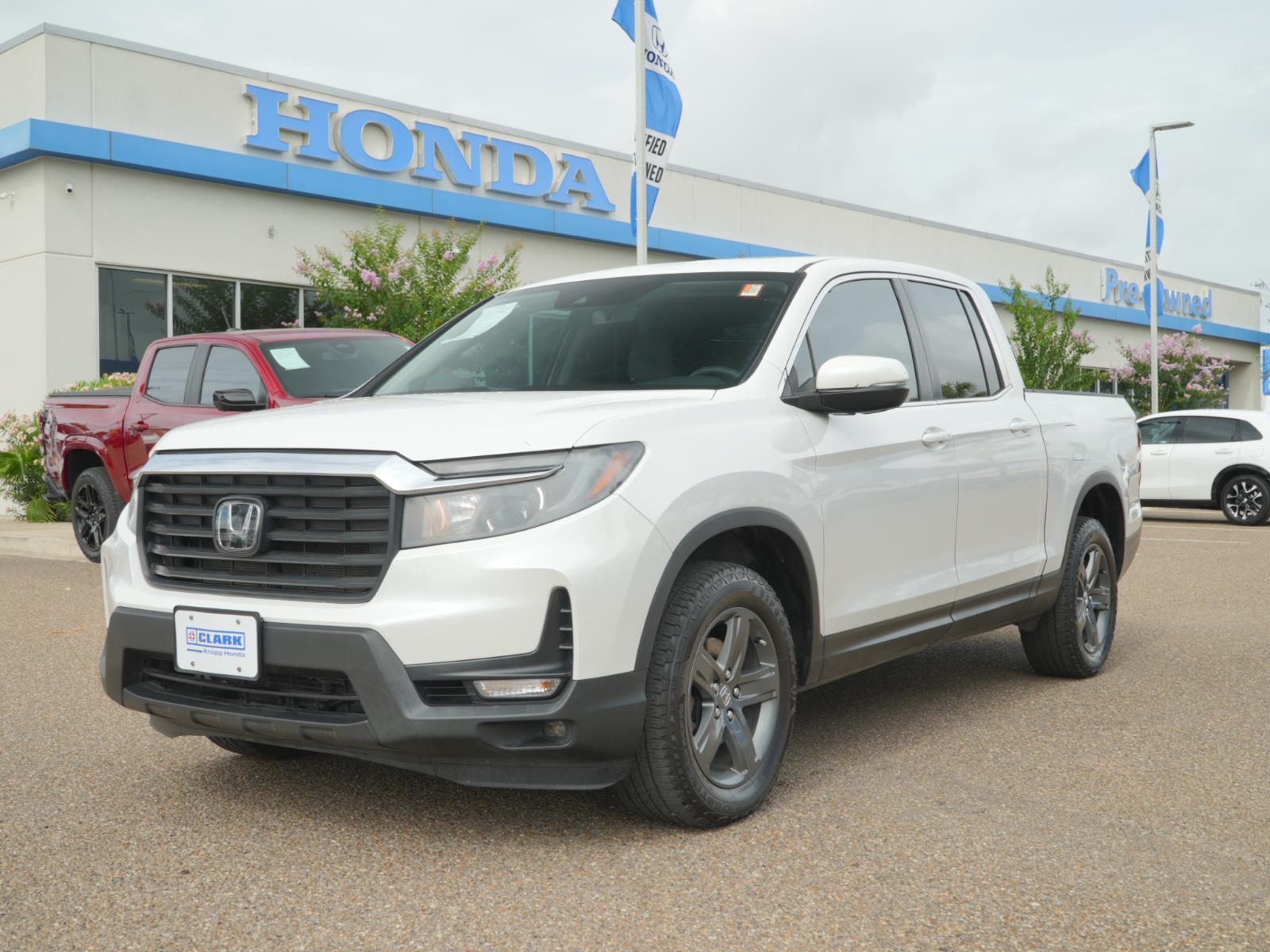 Platinum White Pearl 2023 Honda Ridgeline RTL AWD Pickup Truck All-Wheel Drive 9-Speed Automatic