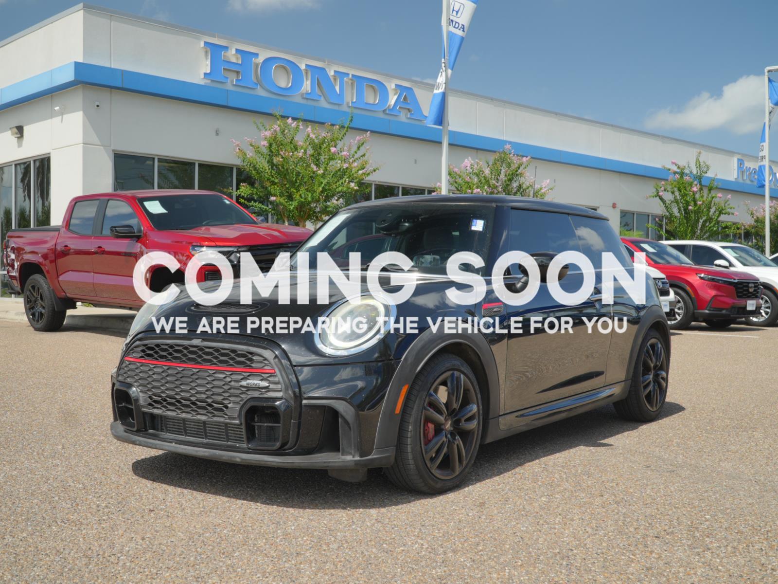 Midnight Black Metallic 2022 MINI Cooper Hatchback Front-Wheel Drive 8-Speed Automatic