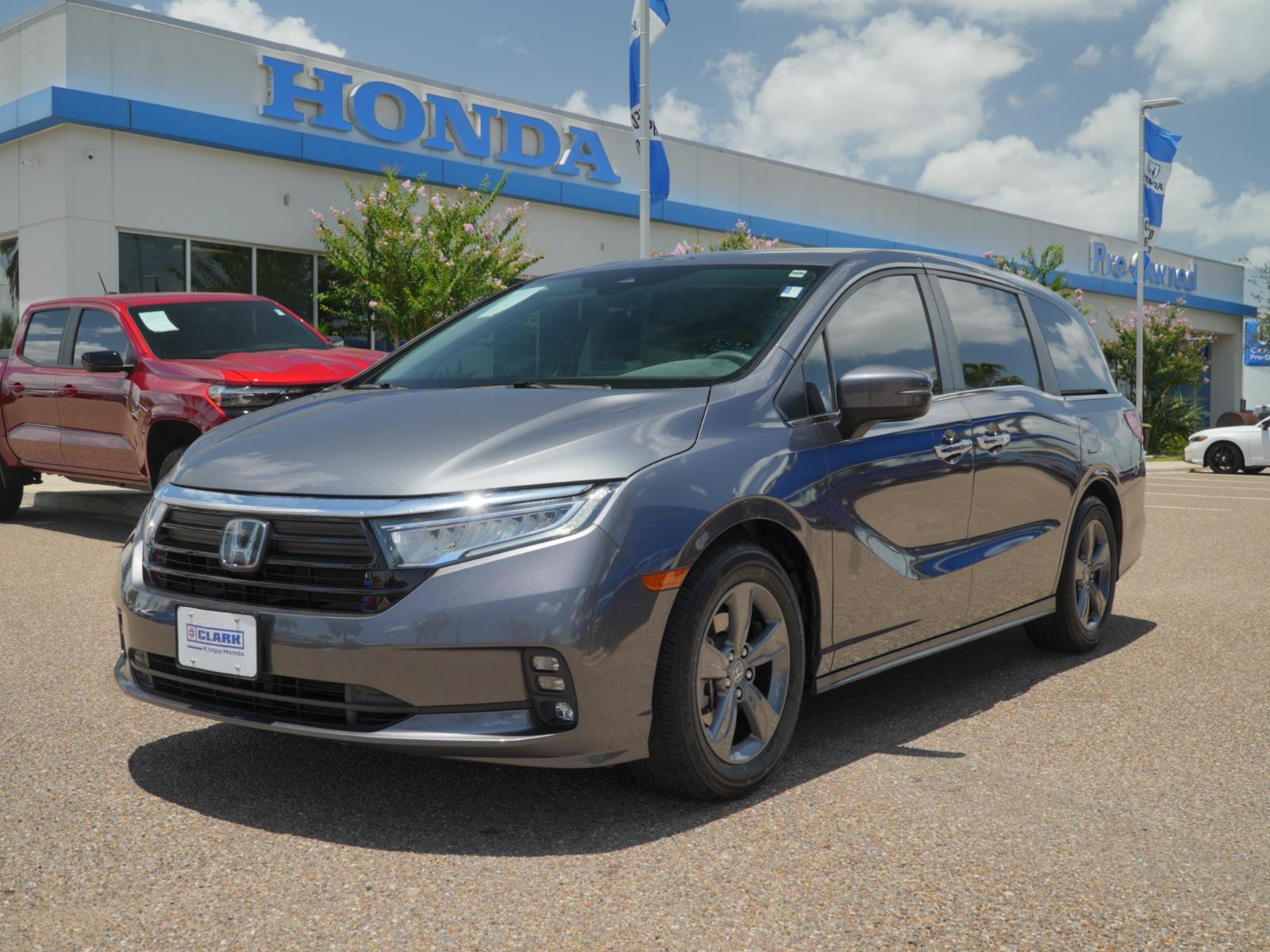 Gray (Modern Steel Metallic) 2024 Honda Odyssey Minivan Front-Wheel Drive Automatic
