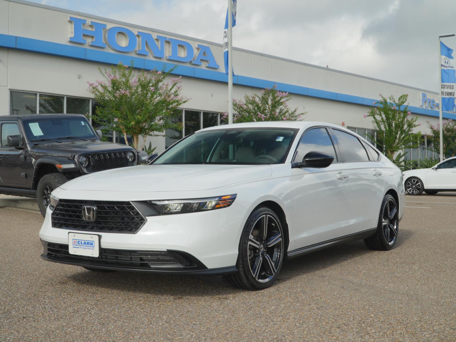 Platinum White Pearl 2026 Honda Accord Sedan Front-Wheel Drive Continuously Variable Transmission