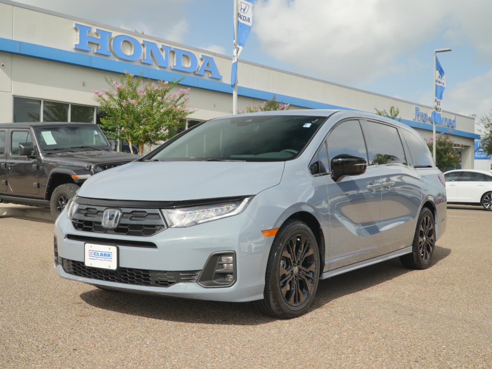 Sonic Gray Pearl 2026 Honda Odyssey Minivan Front-Wheel Drive Automatic