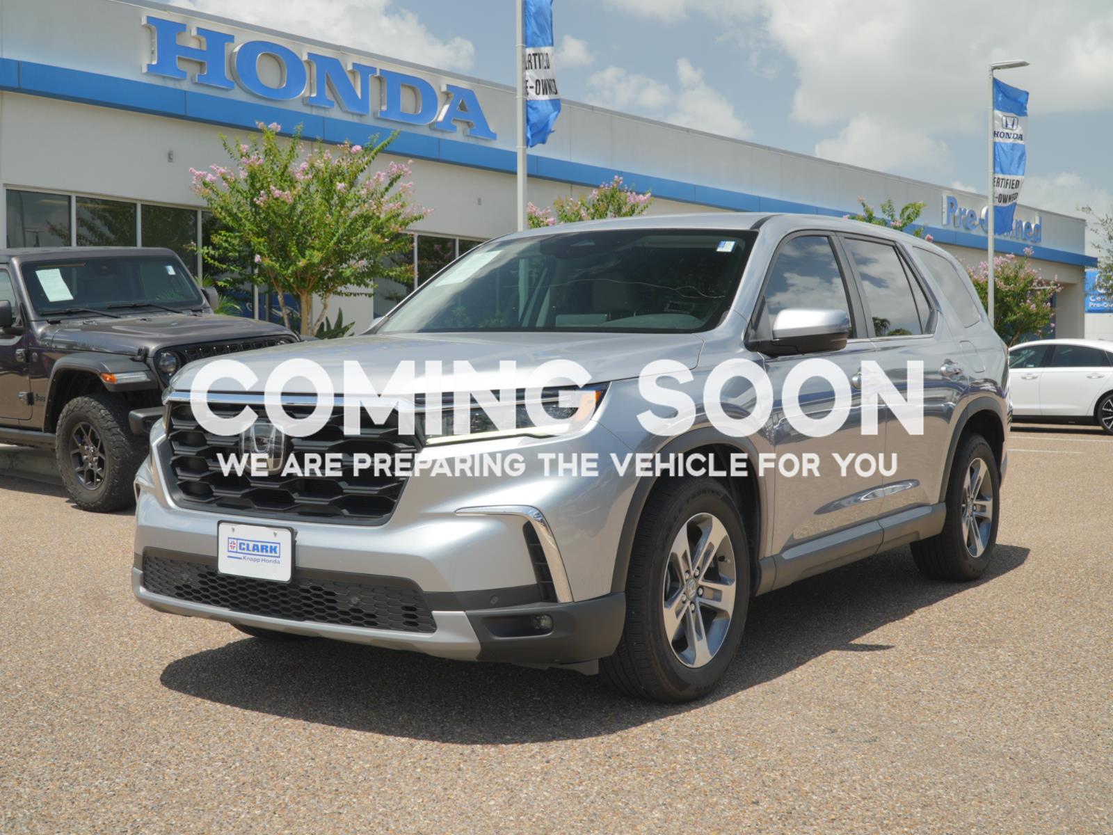Lunar Silver Metallic 2025 Honda Pilot SUV / Crossover All-Wheel Drive Automatic