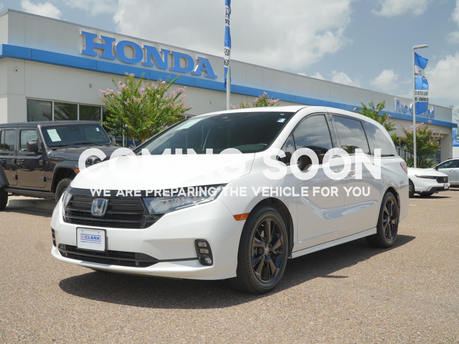 Platinum White Pearl 2024 Honda Odyssey Minivan Front-Wheel Drive Automatic