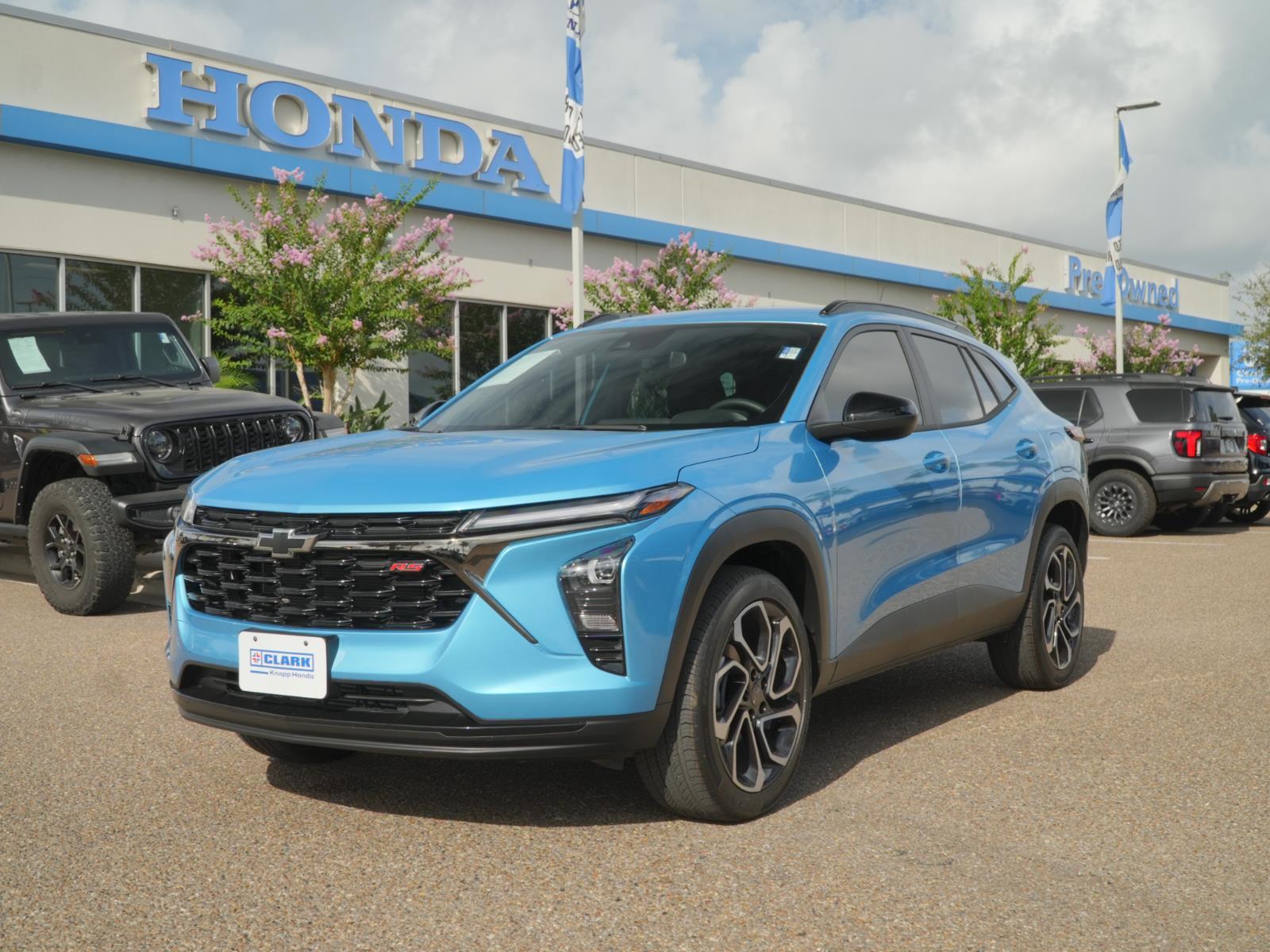 Marina Blue Metallic 2026 Chevrolet Trax SUV / Crossover Front-Wheel Drive 6-Speed Automatic
