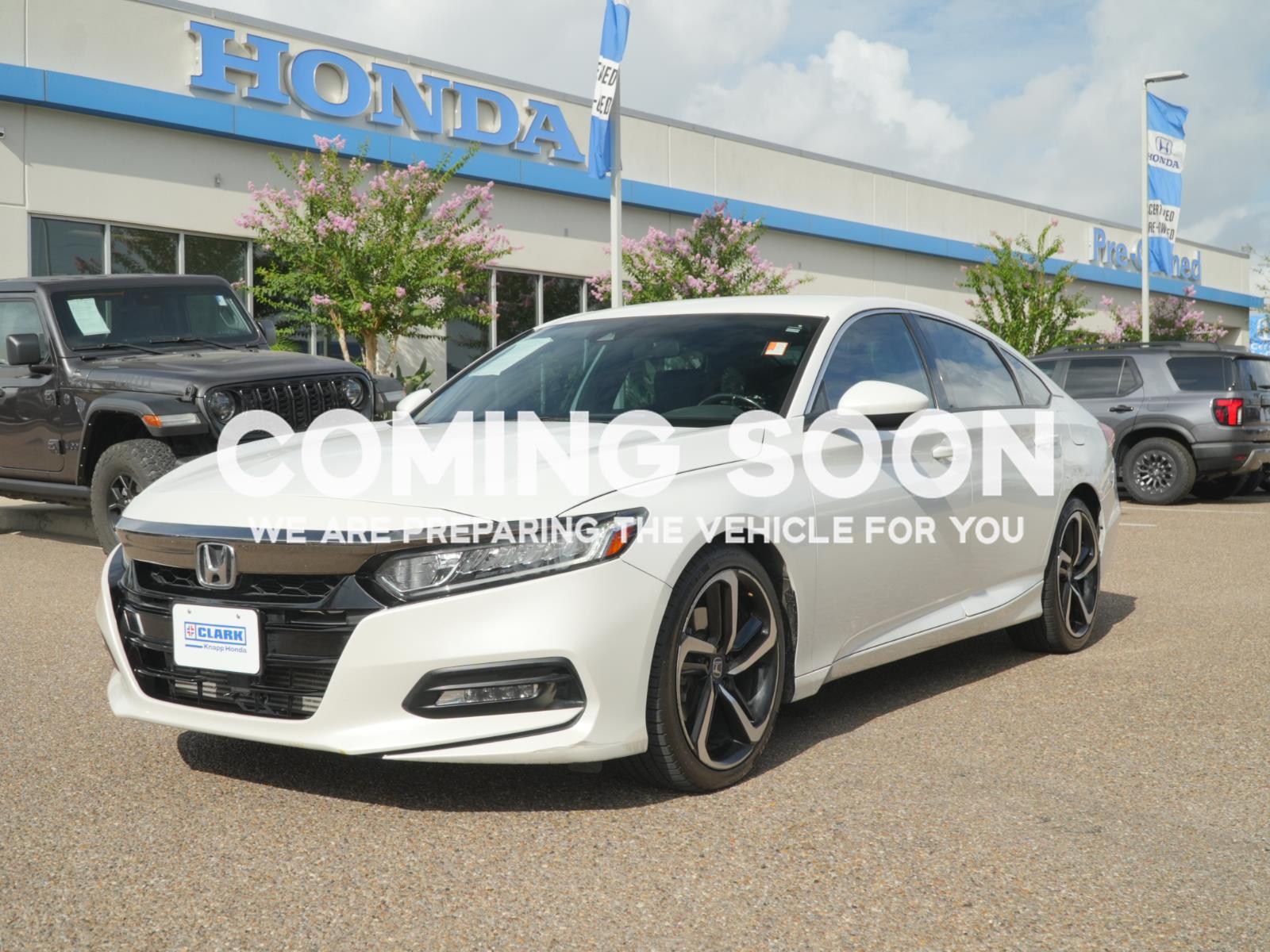 Platinum White Pearl 2019 Honda Accord Sedan Front-Wheel Drive 7-Speed CVT