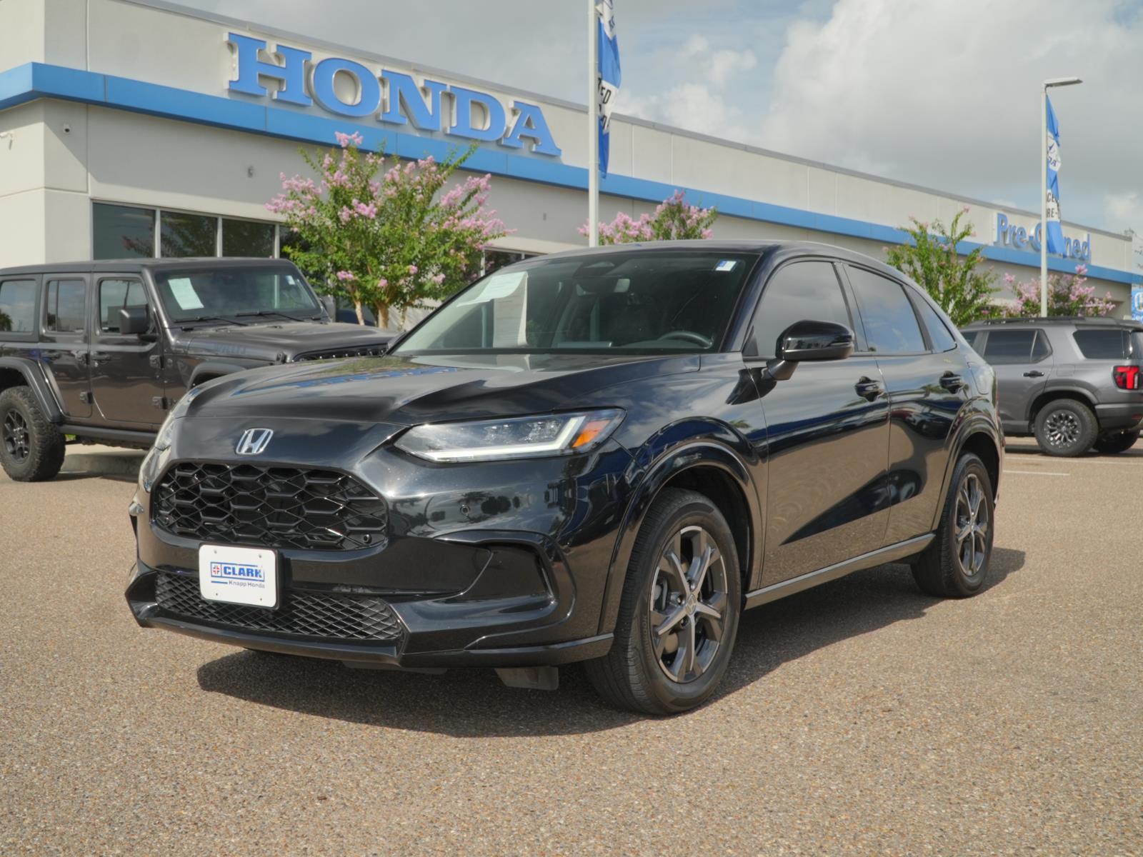 Crystal Black Pearl 2025 Honda HR-V SUV / Crossover Front-Wheel Drive Continuously Variable Transmission