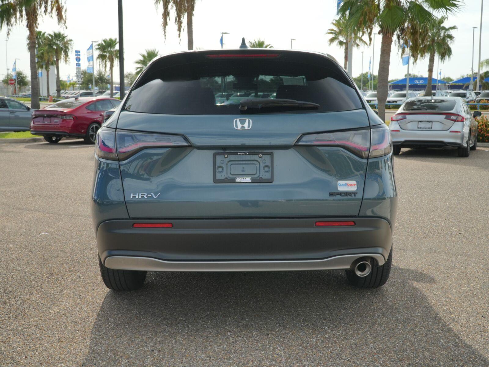View vehicle photo 6