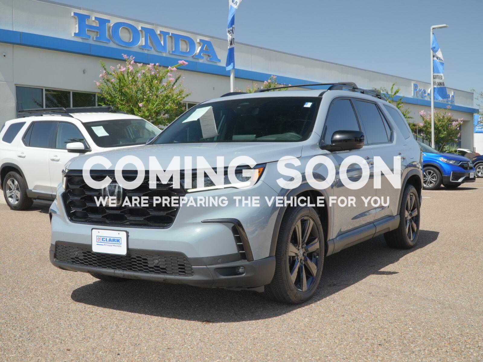 Sonic Gray Pearl 2025 Honda Pilot SUV / Crossover All-Wheel Drive Automatic