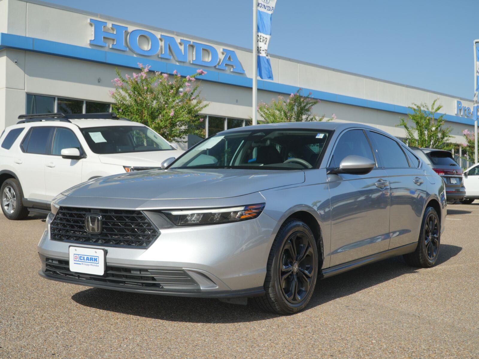 Solar Silver Metallic 2024 Honda Accord Sedan Front-Wheel Drive Continuously Variable Transmission