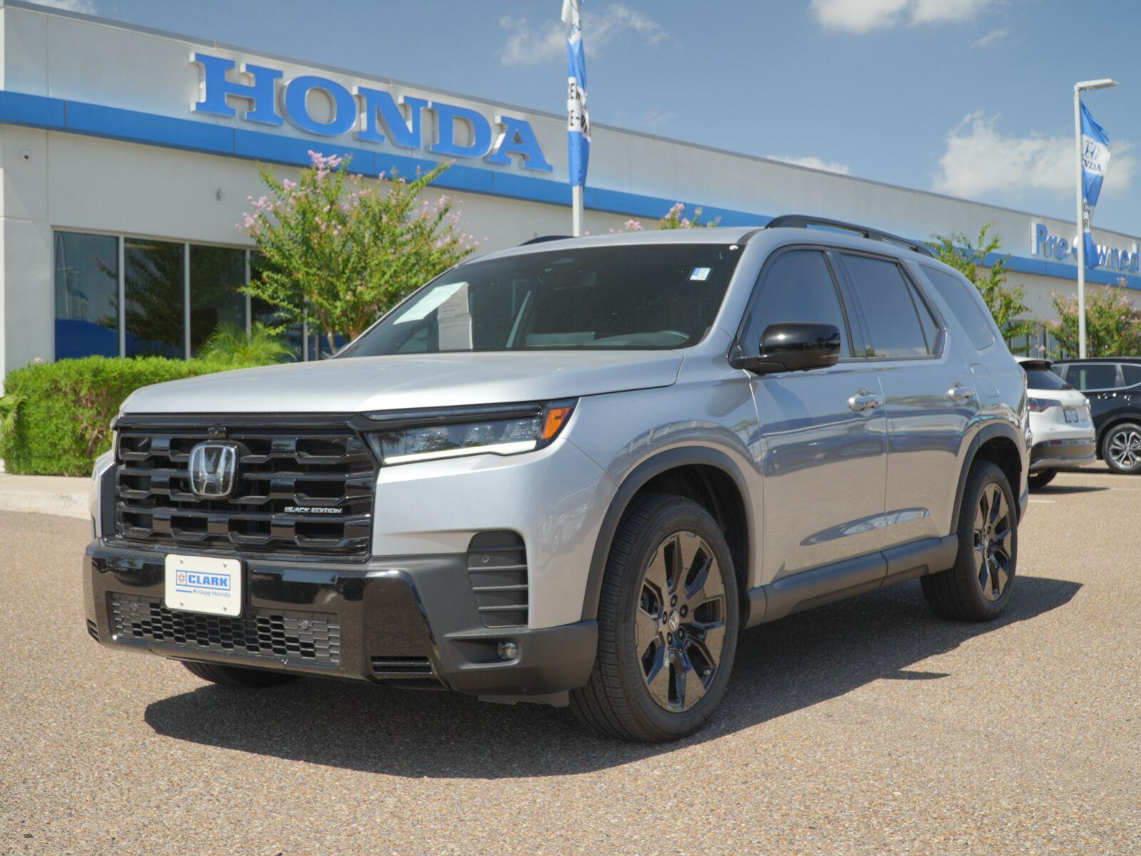 Solar Silver Metallic 2026 Honda Pilot SUV / Crossover All-Wheel Drive Automatic