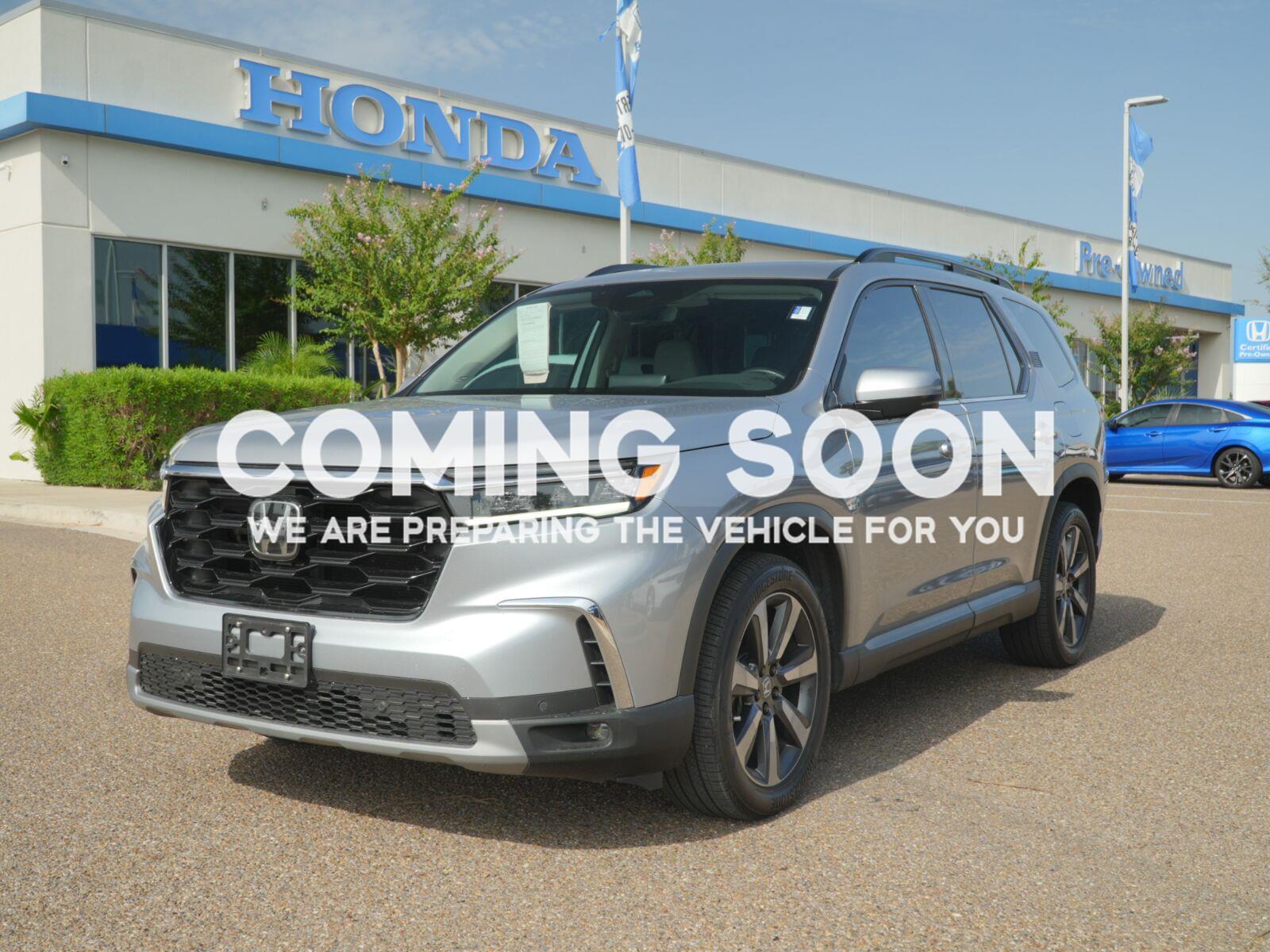 Lunar Silver Metallic 2025 Honda Pilot SUV / Crossover All-Wheel Drive Automatic