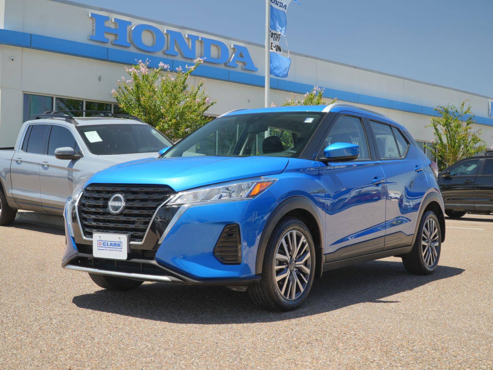 Electric Blue Metallic 2024 Nissan Kicks SUV / Crossover Front-Wheel Drive Continuously Variable Transmission