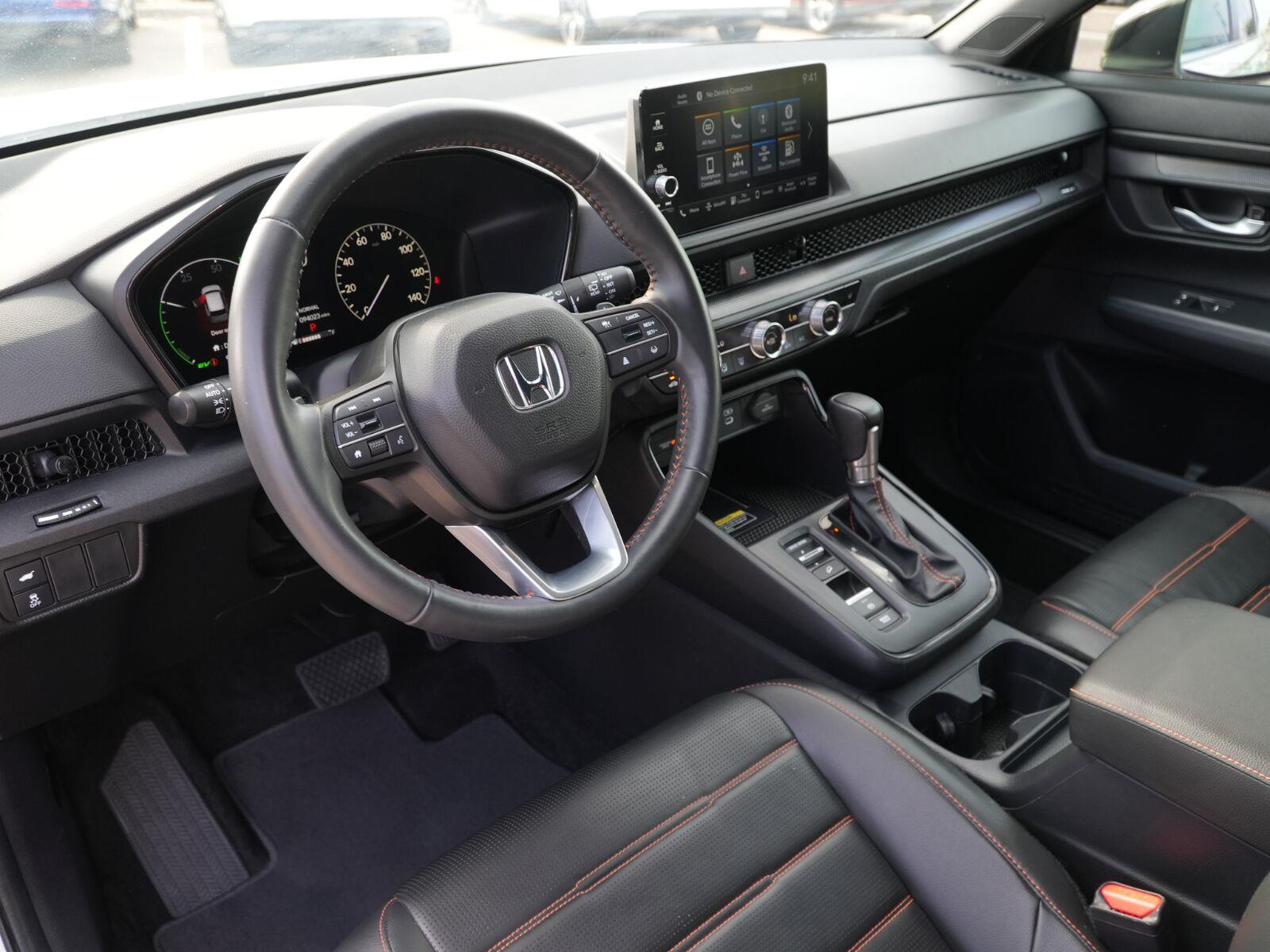 View vehicle photo 6