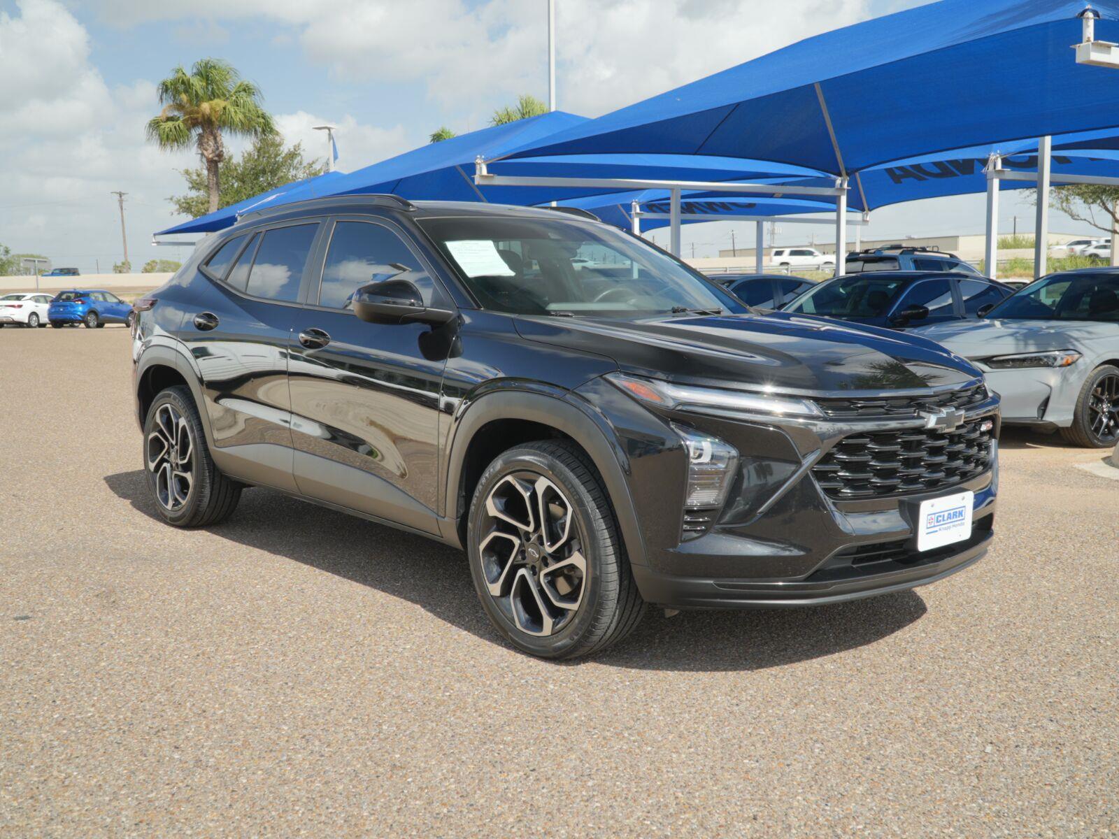 View vehicle photo 3