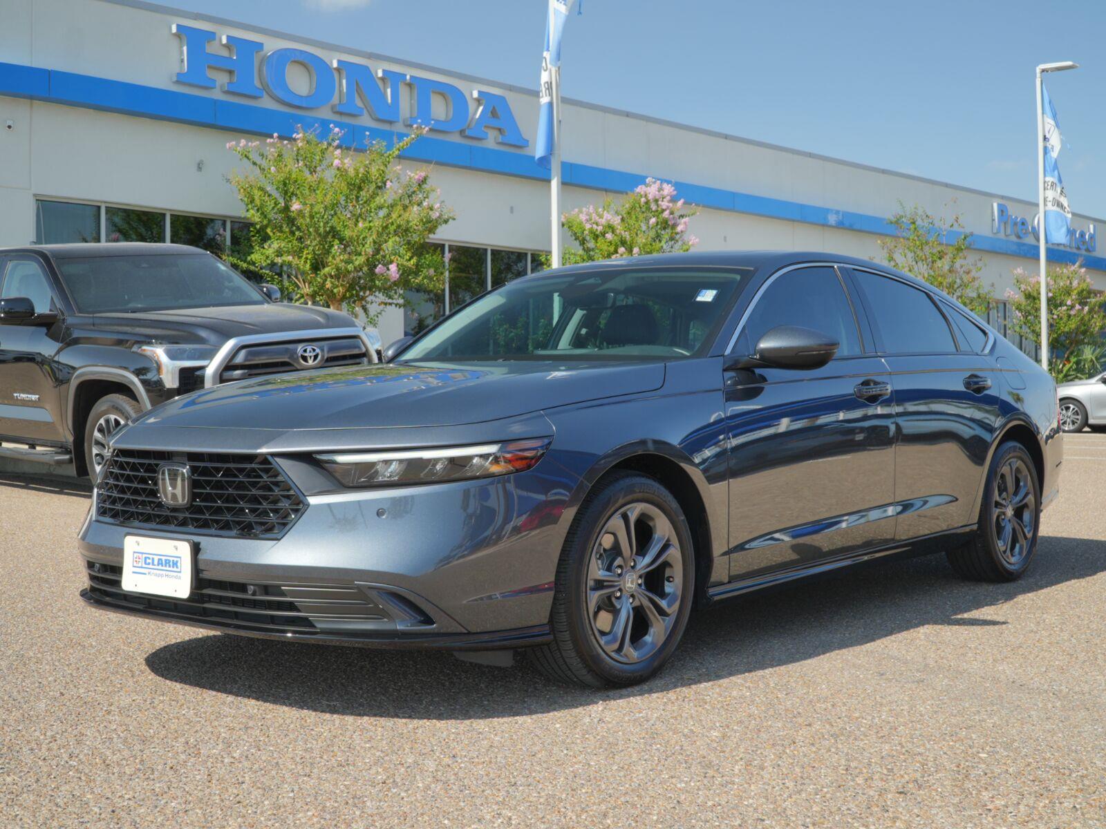 Meteorite Gray Metallic 2026 Honda Accord Hybrid Sedan Front-Wheel Drive 1-Speed Dual Clutch