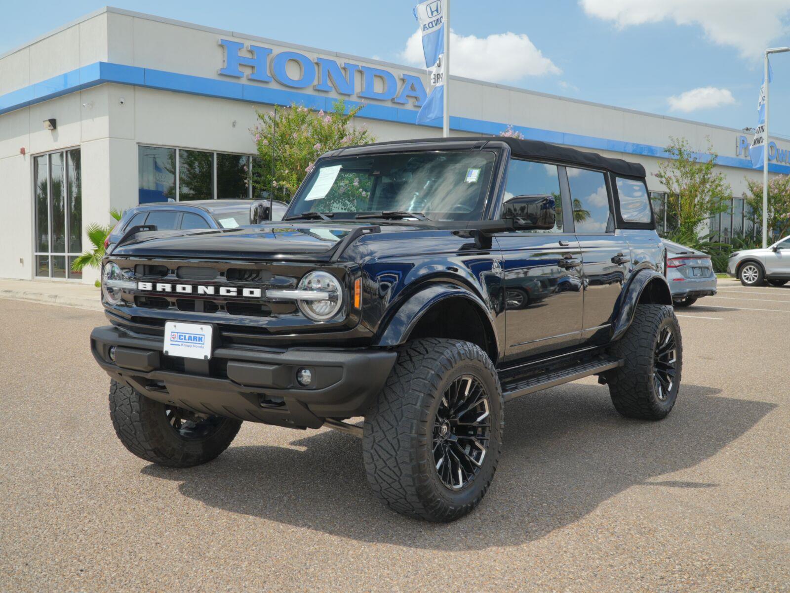 Shadow Black 2022 Ford Bronco SUV / Crossover Four-Wheel Drive Automatic
