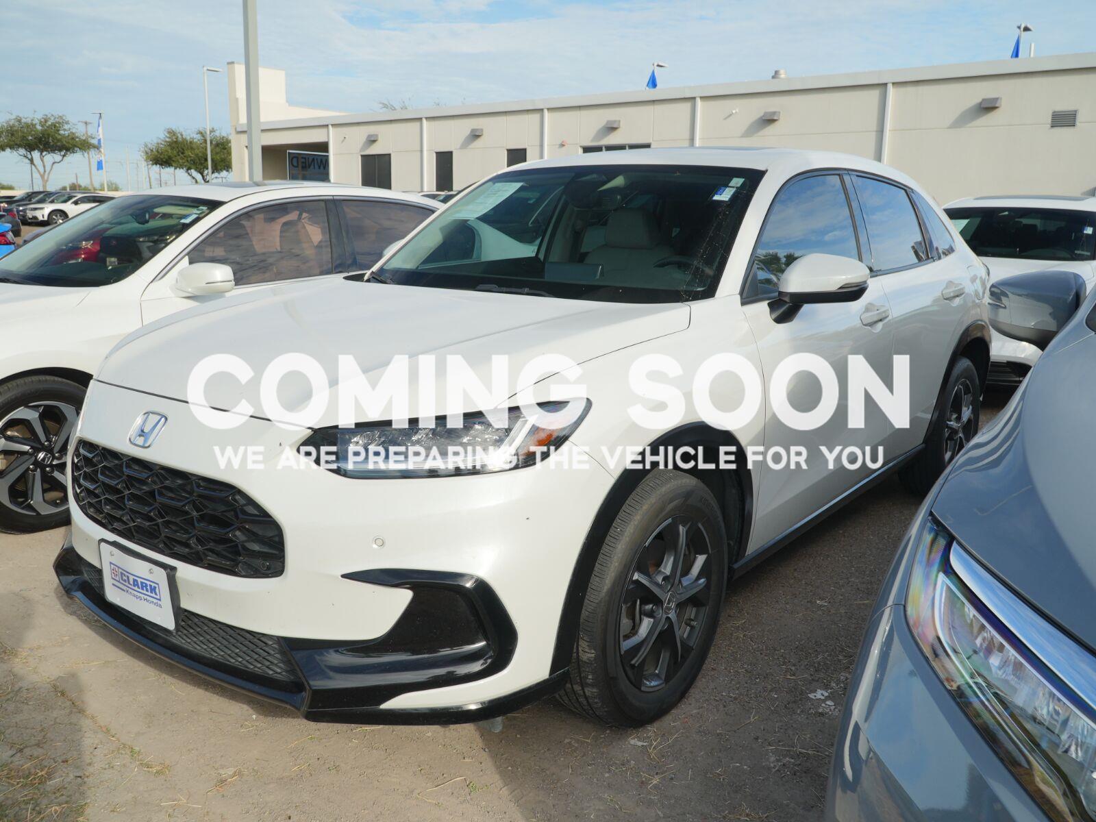 Platinum White Pearl 2024 Honda HR-V SUV / Crossover Front-Wheel Drive 