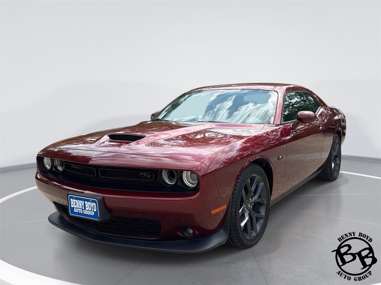 Octane Red Pearlcoat 2023 Dodge Challenger R/T RWD Coupe Rear-Wheel Drive 8-Speed Automatic