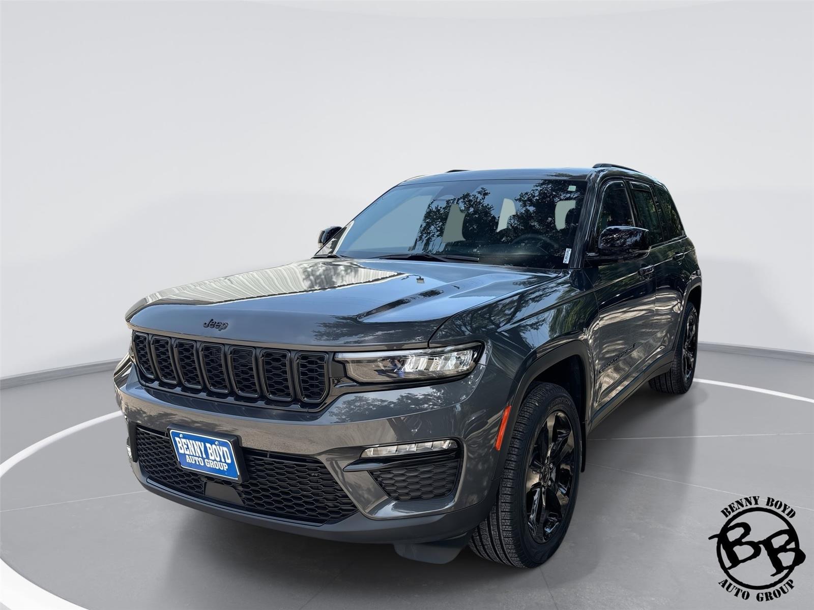 Baltic Gray Metallic Clearcoat 2025 Jeep Grand Cherokee SUV / Crossover 4X2 8-Speed Automatic