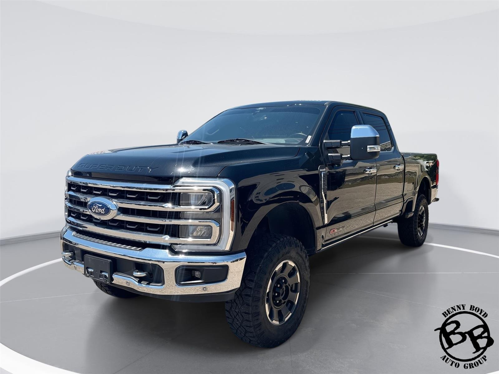 Agate Black Metallic 2024 Ford F-250 Super Duty Pickup Truck Four-Wheel Drive Automatic