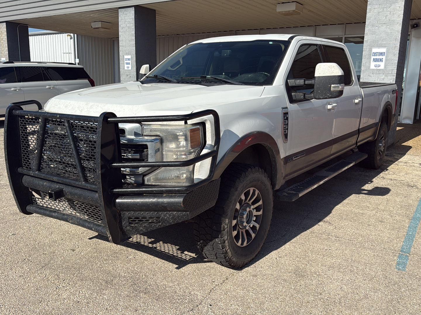 2022 Ford F-350 Super Duty Lariat Crew Cab 4WD