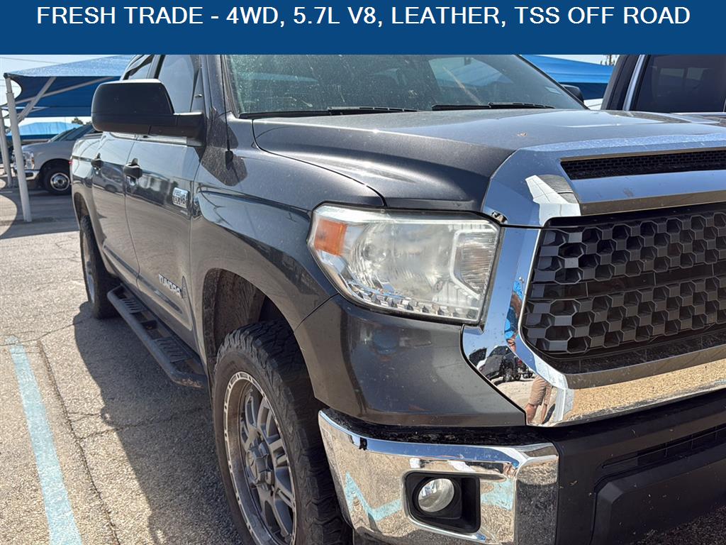 2017 Toyota Tundra SR5 CrewMax 5.7L FFV 4WD