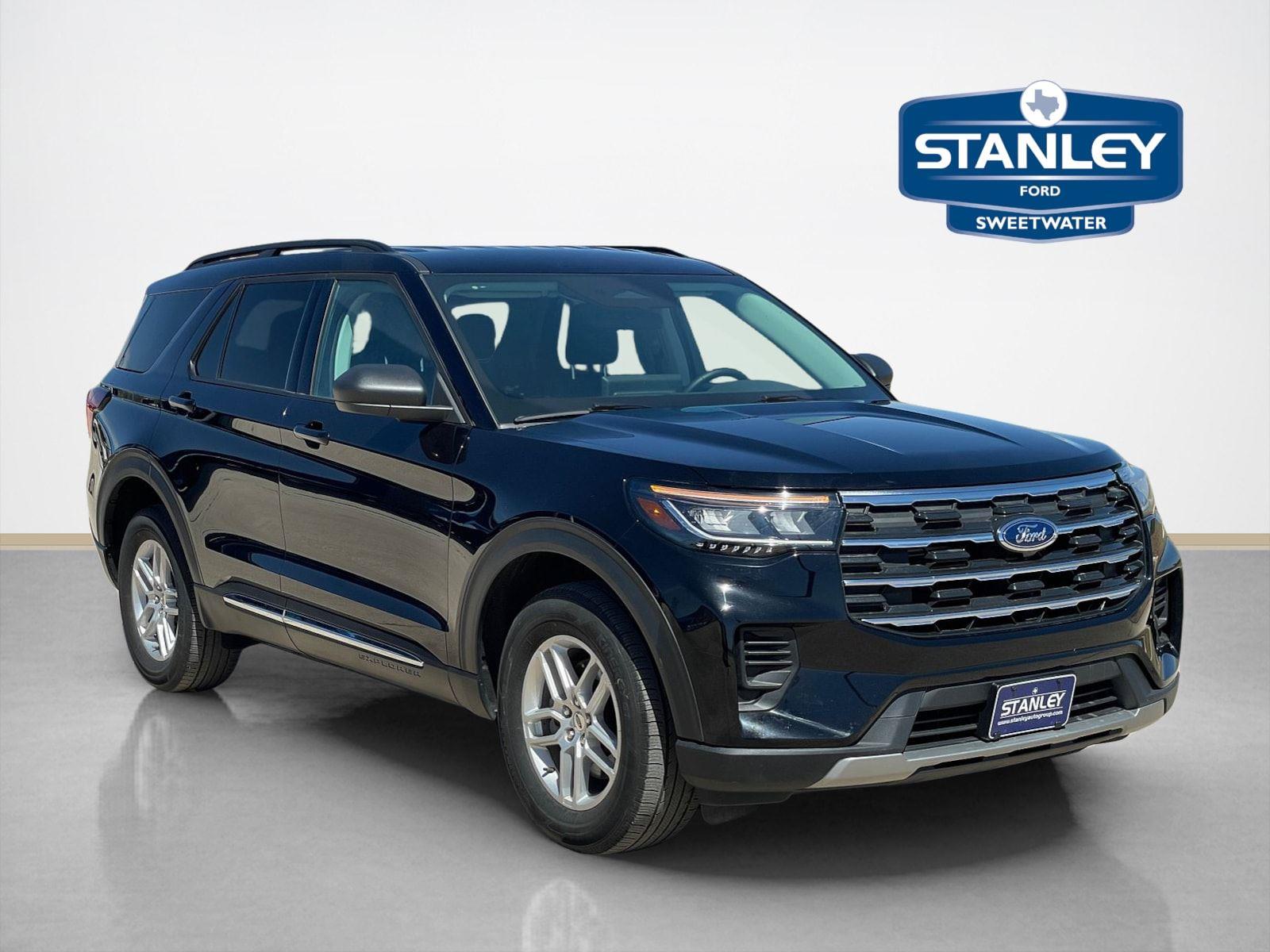 2025 Ford Explorer Active AWD