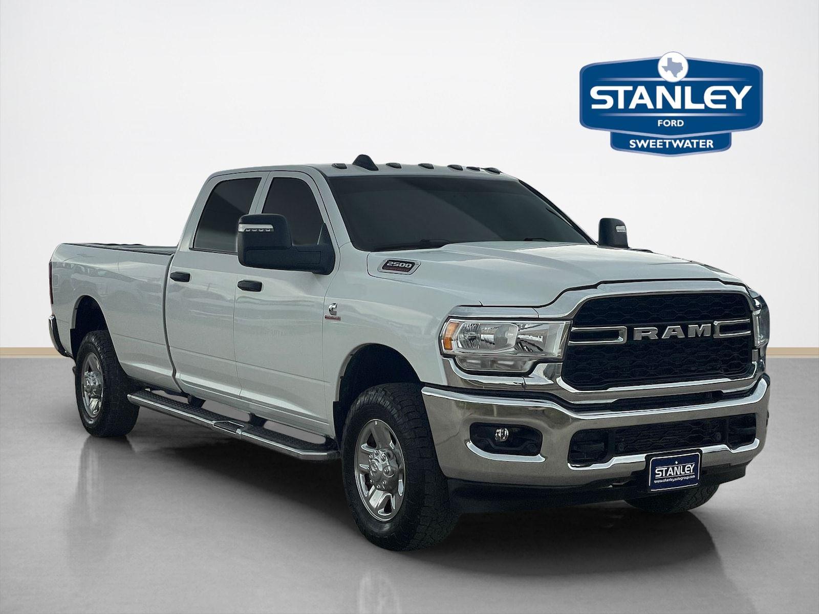 Bright White Clearcoat 2024 RAM 2500 Tradesman Crew Cab LB 4WD Pickup Truck Four-Wheel Drive 6-Speed Automatic