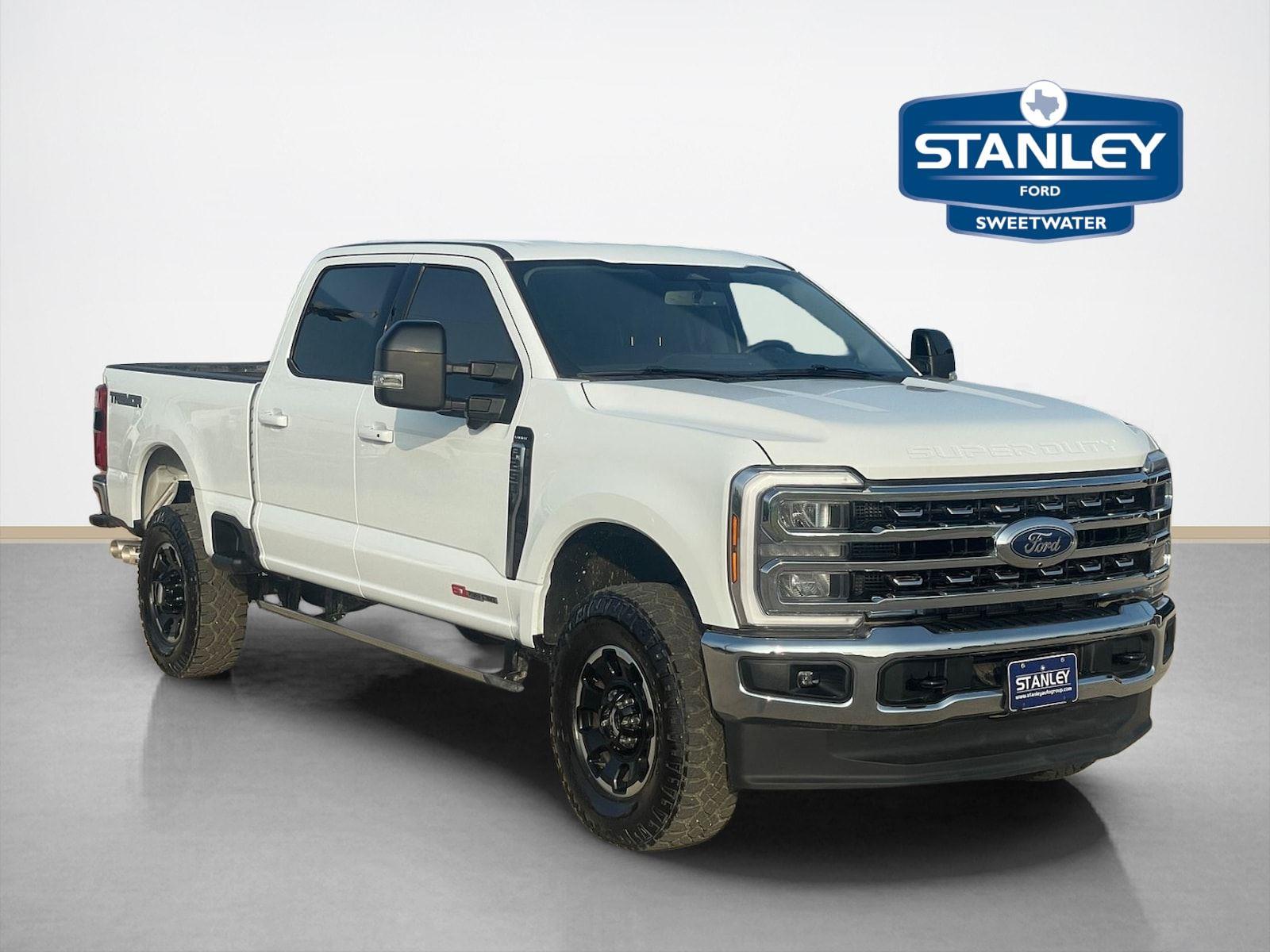 2025 Ford F-250 Super Duty Lariat Crew Cab 4WD