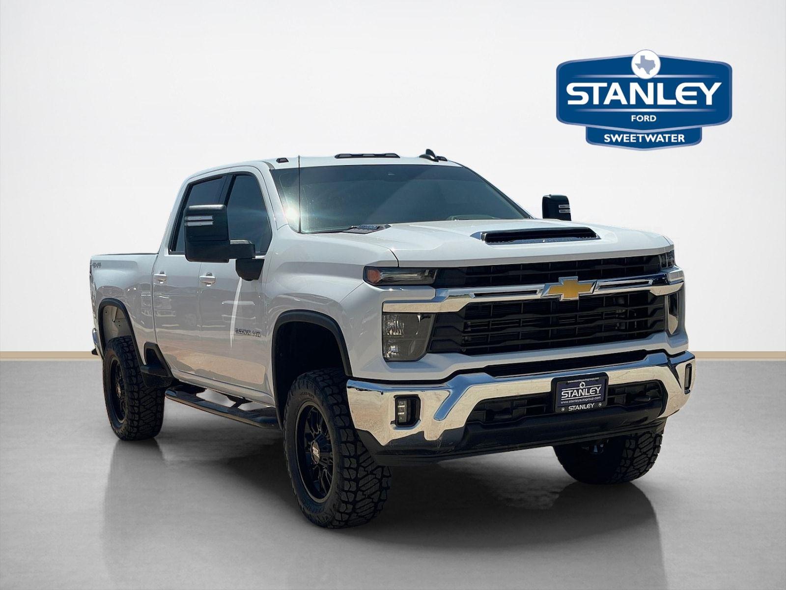 2025 Chevrolet Silverado 2500HD LT Crew Cab 4WD