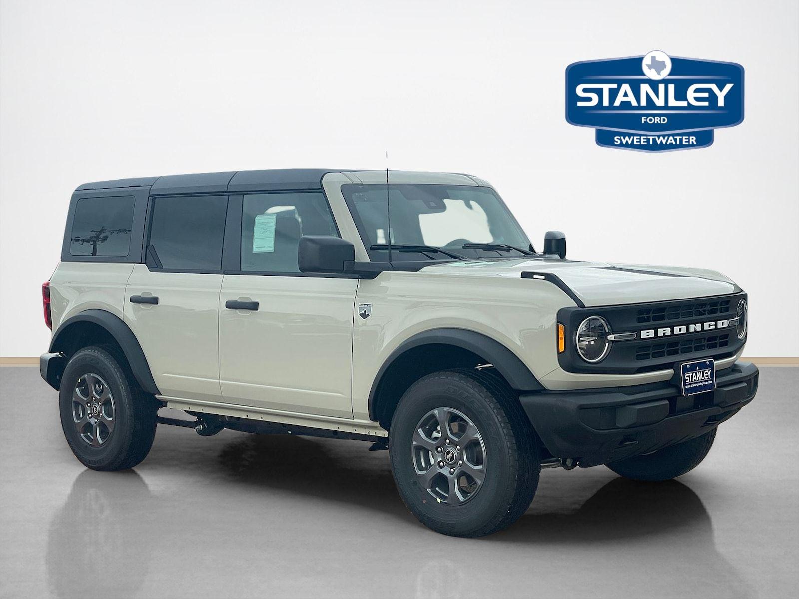 Desert Sand 2026 Ford Bronco SUV / Crossover Four-Wheel Drive Automatic