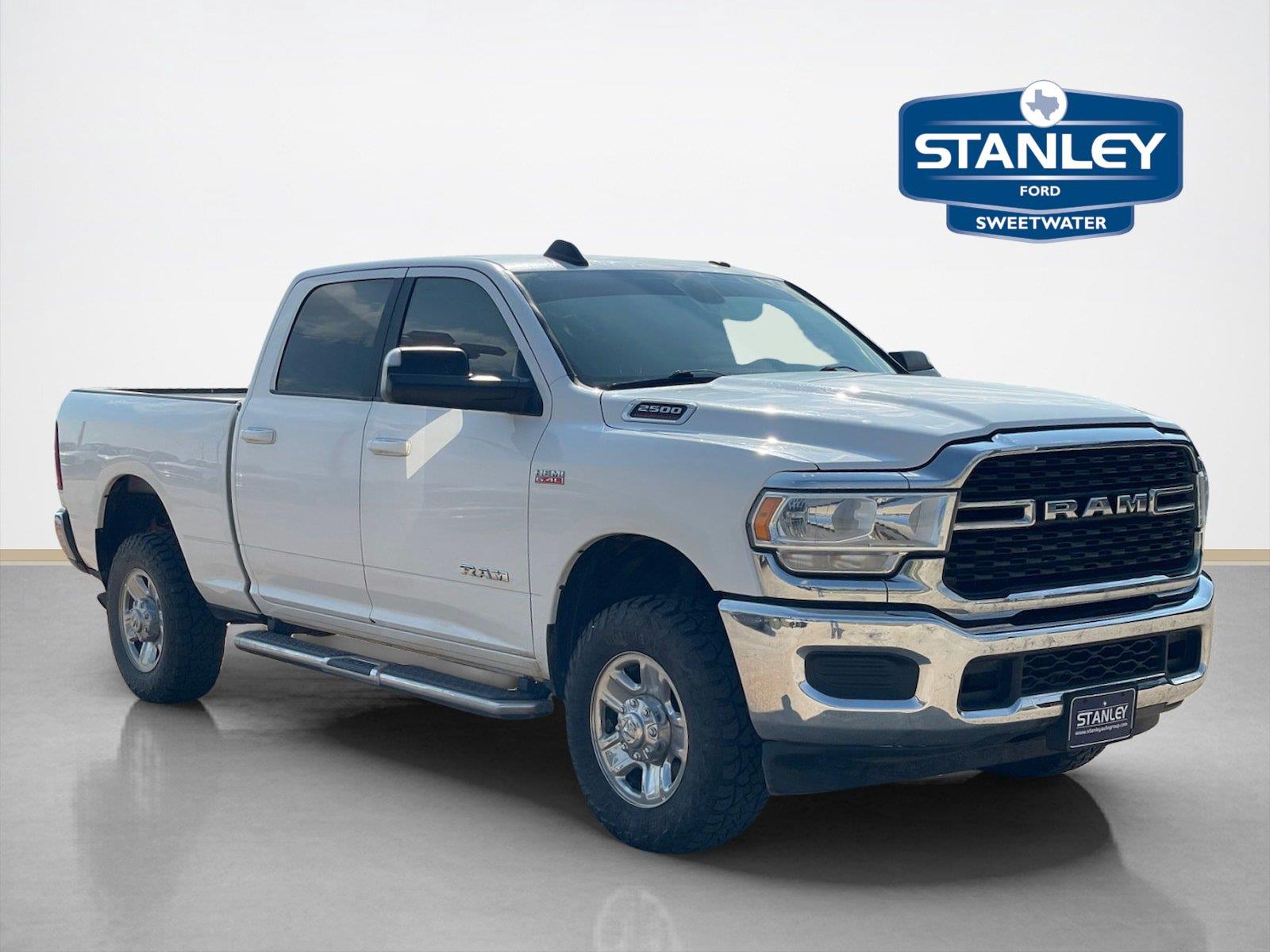 2022 RAM 2500 Big Horn Crew Cab 4WD
