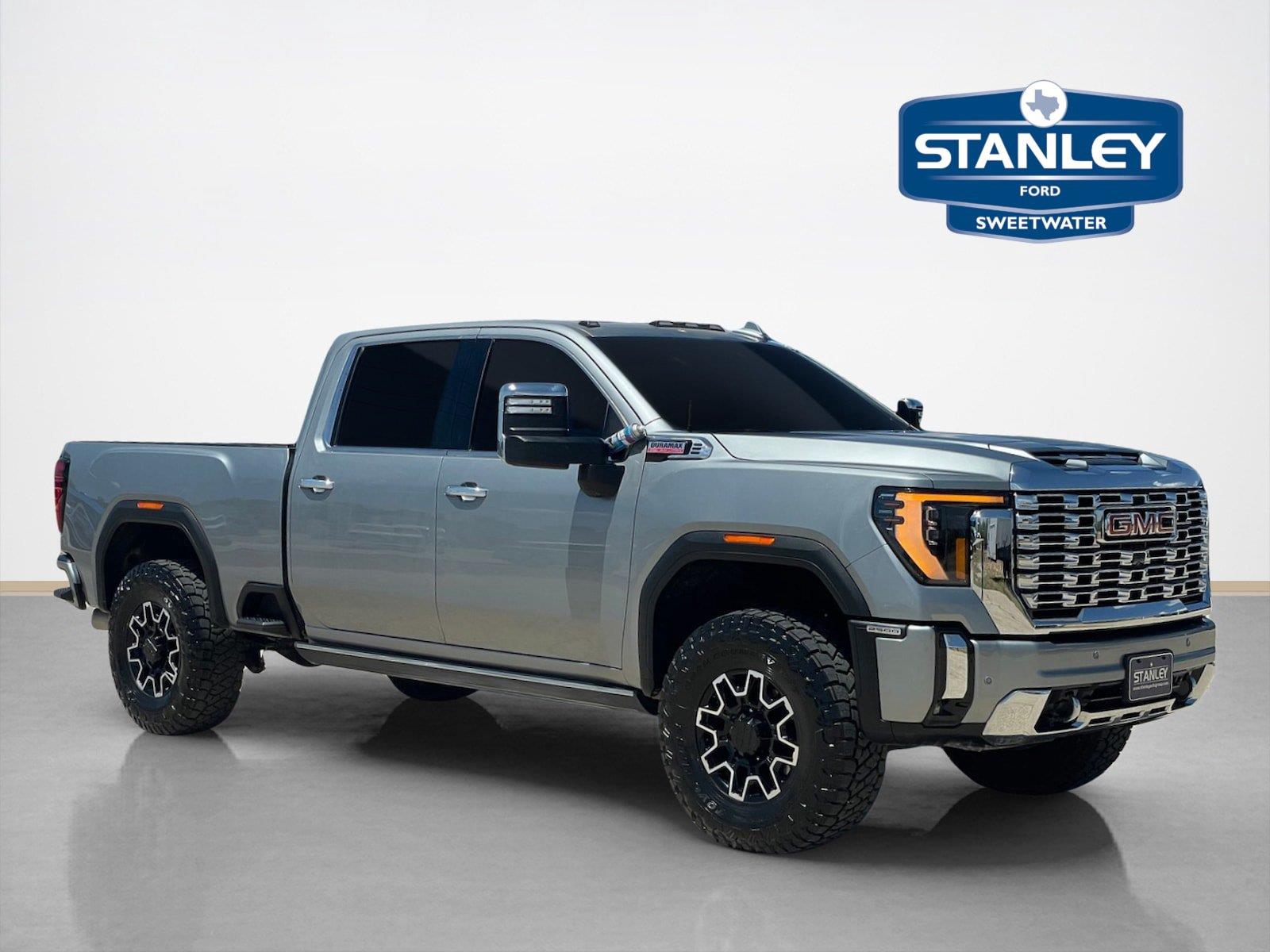 Sterling Metallic 2026 GMC Sierra 2500HD Pickup Truck Four-Wheel Drive 10-Speed Automatic