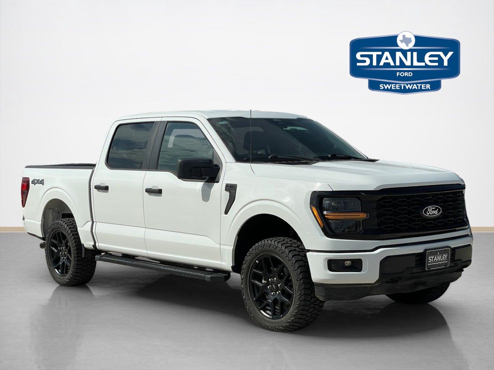 Oxford White 2025 Ford F-150 Pickup Truck Four-Wheel Drive 10-Speed Automatic