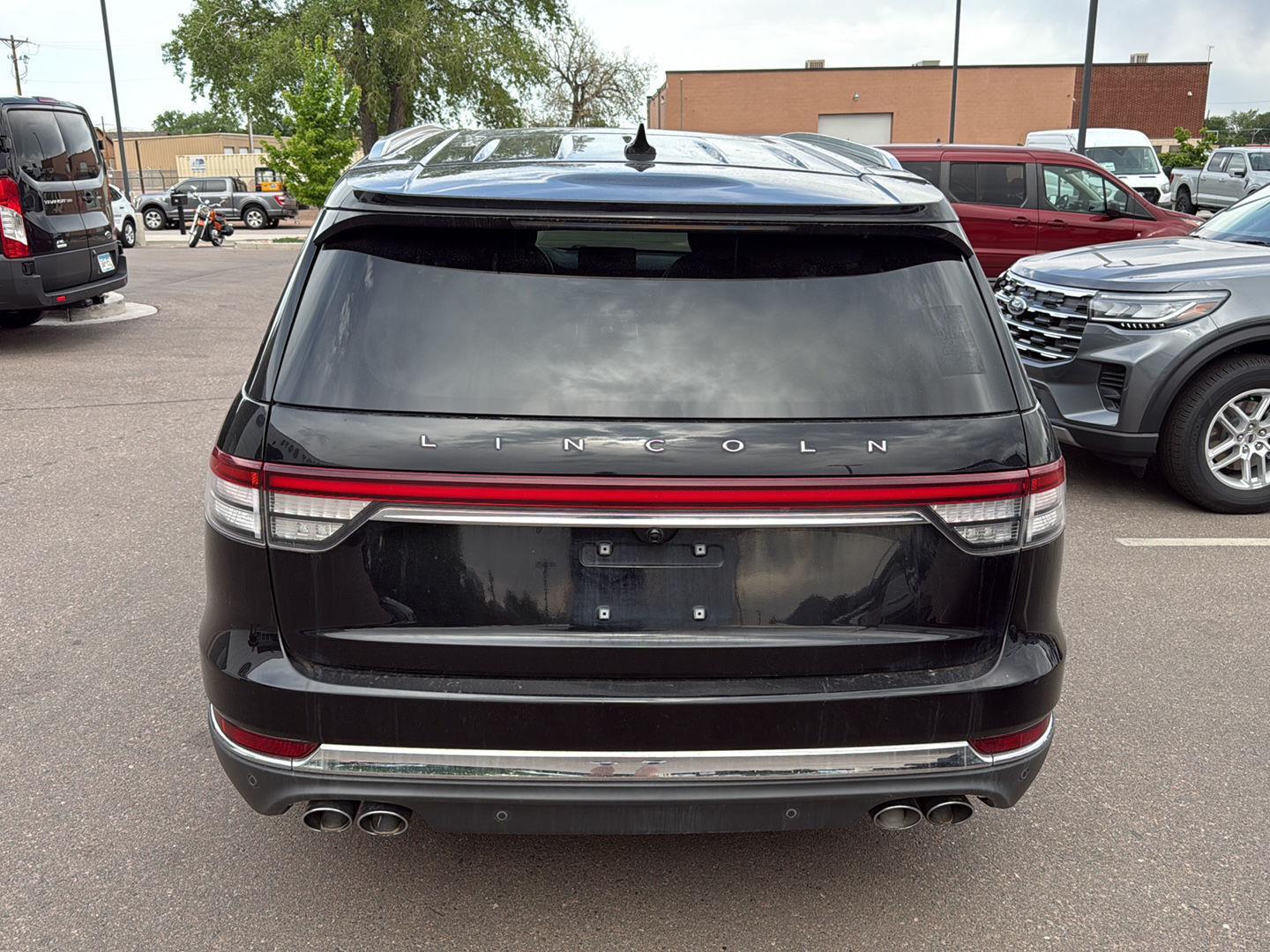 View vehicle photo 5