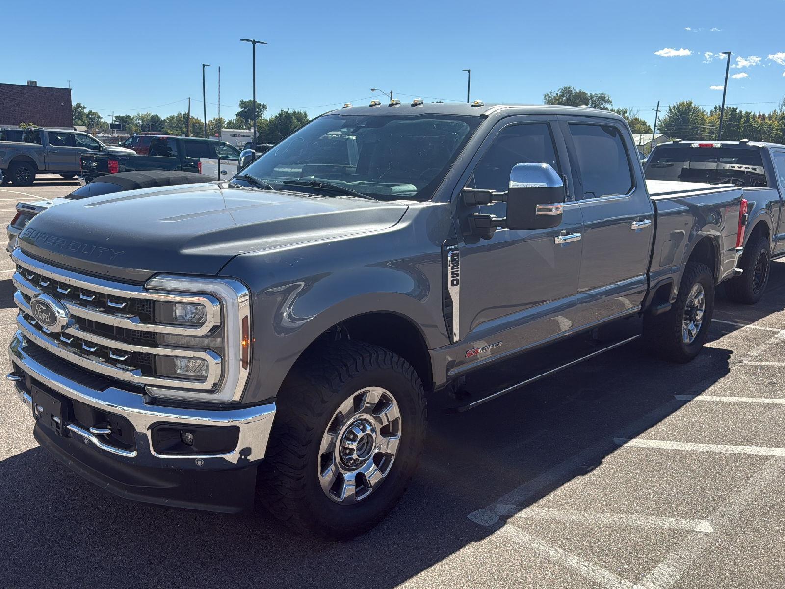 2024 Ford F-250 Super Duty Lariat Crew Cab 4WD