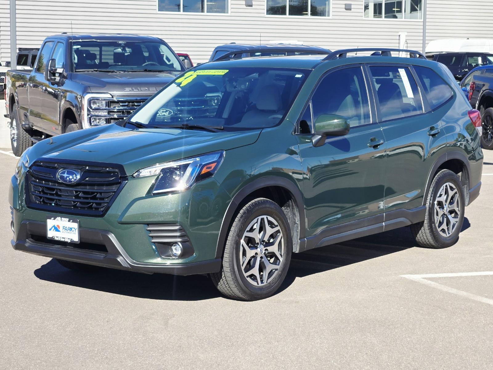 2024 Subaru Forester Premium Crossover AWD